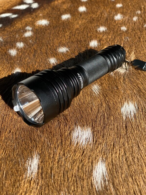 Linterna Convoy C8 Led Rojo - Image 3